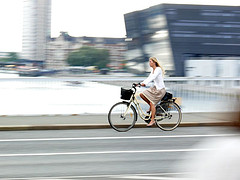 woman_bike_copenhagen.jpg